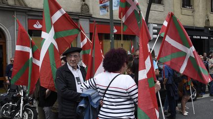 Lors d'une manifestation pour la libération de prisonniers ETA à Bilbao, le 21 avril 2018.&nbsp; (ANDER GILLENEA / AFP)