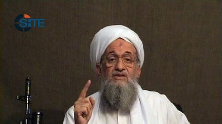 Ayman al-Zawahiri sur une image libérée par Al-Qaïda en 2011. (- / SITE INTELLIGENCE GROUP)