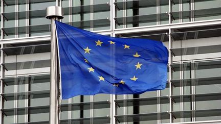 &nbsp; (La Commission européenne salue les modifications budgétaires apportées par la France et l'Italie © MaxPPP)