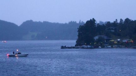 Le lac Tyrifjord, en Norvège, le 22 juillet 2011. Il est contaminé par des PFAS, selon les révélations de 17 médias, dont "Le Monde", publiées le 23 février 2023. (JAN JOHANNESSEN / AFP)