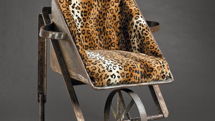 Fauteuil Mobutu, 2005, Musée royal de l'Afrique centrale, Tervuren
 (Photo Jo Van de Vyver, MRAC Tervuren)