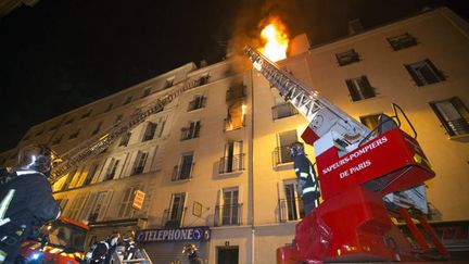 &nbsp; (Le feu a tué huit personnes, rue Myrha, à Paris. © Maxppp)