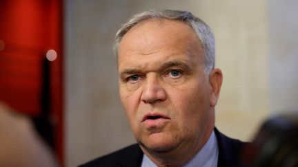 François-Noël Buffet, sénateur LR, président de la commission des Lois au Sénat, à Paris, le 1er juin 2022. (GEOFFROY VAN DER HASSELT / AFP)