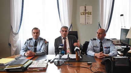 Le procureur de Mulhouse (Haut-Rhin) lors d'une conférence de presse le 30 novembre 2017. (SEBASTIEN BOZON / AFP)