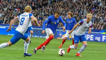 L'attaquant français, Kylian Mbappé, lors du match de qualifications pour l'Euro 2020 face à l'Islande, le 25 mars 2019, au Stade de France.&nbsp; (STEPHANE VALADE / AFP)