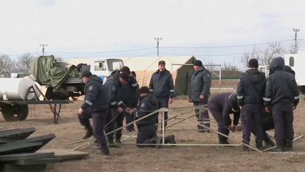 Guerre en Ukraine : les premiers civils sont arrivés en Pologne et en Moldavie