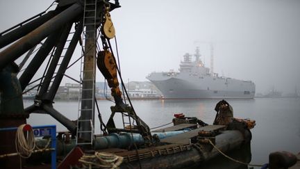  (Le Sebastopol amarré au bassin de Penhouët, à Saint-Nazaire © REUTERS/Stephane Mahe)