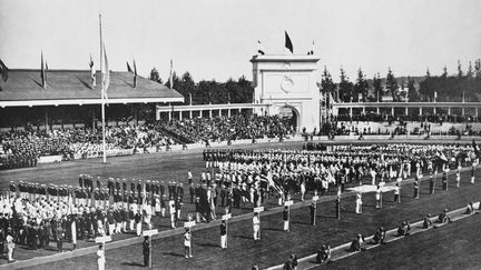 Photo de la cérémonie d'ouverture des Jeux olympiques d'Anvers en 1920. (FPG / ARCHIVE PHOTOS / GETTY IMAGES)