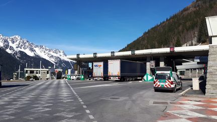 L'entrée du tunnel du Mont-Blanc côté français, le 22 mars 2019. (BENJAMIN MATHIEU / FRANCE-INFO)