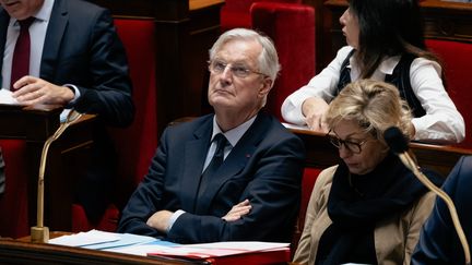 Le Premier ministre Michel Barnier lors d'une séance de questions au gouvernement le 26 novembre 2024 à Paris, à l'Assemblée nationale. (ALEXIS SCIARD / MAXPPP)