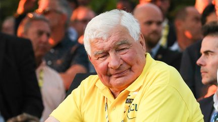 Raymond Poulidor lors du Tour de France 2019 sur les Champs Elysées, le 28 juillet. (J.E.E/SIPA)