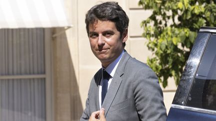 Gabriel Attal, un Premier ministre sur le départ, à l'Élysée le 12 août 2024. (ANDRE PAIN / EPA / MAXPPP)