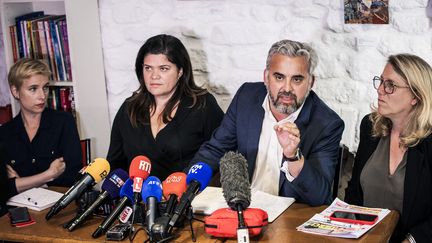 Clémentine Autain, Raquel Garrido, Alexis Corbière et Danielle Simonnet, le 1er juillet 2024, lors d'une conférence de presse à Paris. (AMAURY CORNU / HANS LUCAS / AFP)