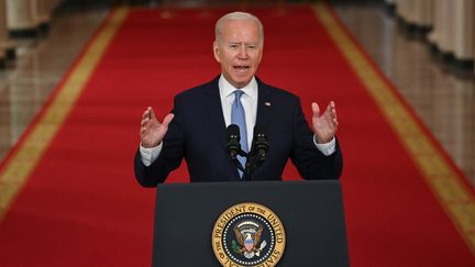 Le président américain Joe Biden, prononce un discours sur la fin de la guerre en Afghanistan depuis la Maison blanche, à Washington DC, le 31 août 2021. (BRENDAN SMIALOWSKI / AFP)