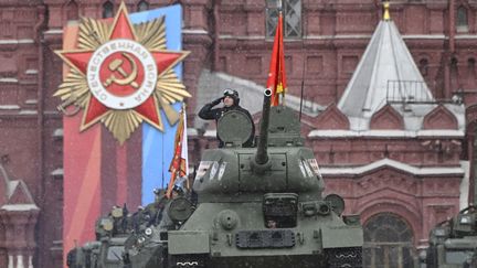 La Russie célèbre la victoire de l'Union soviétique sur l'Allemagne nazie en 1945, à Moscou, le 9 mai 2024. (ALEXANDER NEMENOV / AFP)