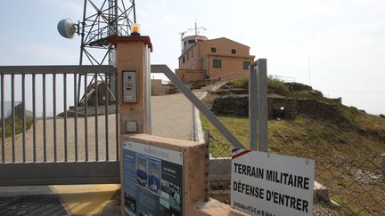 L'entr&eacute;e du site du s&eacute;maphore du cap B&eacute;ar &agrave; Port-Vendres (Pyr&eacute;n&eacute;es-Orientales), le 16 juillet 2015. (RAYMOND ROIG / AFP)