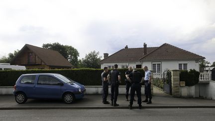 Des forces de l'ordre à Mairieux (Nord), le 21 mai 2018. (MAXPPP)