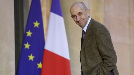 Louis Gallois arrive au palais de l'Elysée à Paris, le 10 janvier 2013. (PHILIPPE WOJAZER / REUTERS)