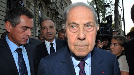 L'ancien ministre Charles Pasqua, le 4 septembre &agrave; Neuilly-sur-Seine (Hauts-de-Seine).&nbsp; (CITIZENSIDE / AFP)