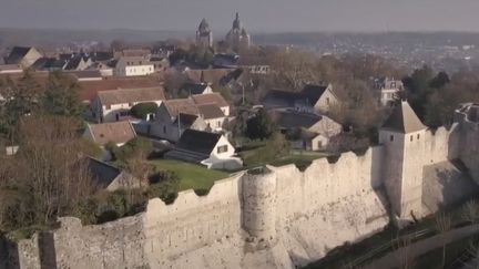 Avec ses remparts, la ville de Provins (Seine-et-Marne) a longtemps rayonné dans toute l'Europe. France Télévisions s'y est rendu. &nbsp; (France 3)