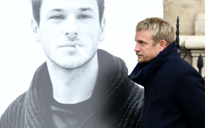 L'acteur français Jérémie Renier arrive aux obsèques de Gaspard Ulliel, disparu à 37 ans dans un accident de ski, à l'église Saint-Eustache (Paris, France) le 27 janvier 2022. (BERTRAND GUAY / AFP)