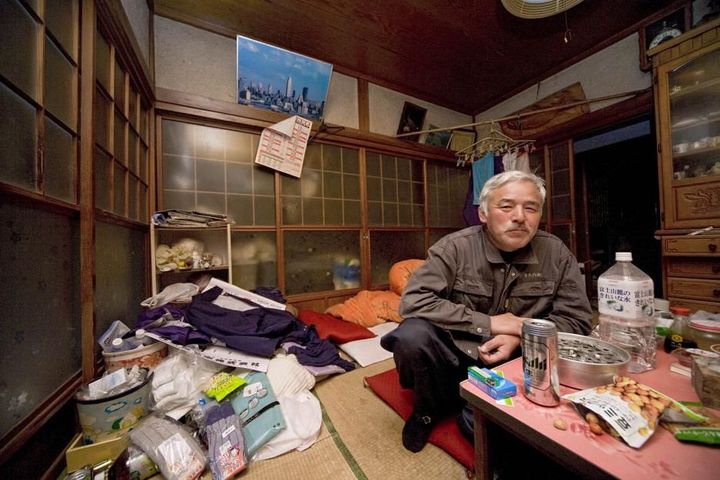 Naoto Matsumura, 51 ans, refuse d’être évacué (4 juin 2011, Tomioka, 17 000 habitants avant la catastrophe).
 (Antonio Pagnotta)