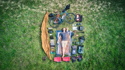 Lors de son "Permacooltour" à vélo, Kevin Simon, 28 ans, s'est immergé dans des éco-lieux pour se former à la permaculture. (KEVIN SIMON)