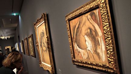 Tout au long de sa vie, Degas a renouvel&eacute; l'approche du th&egrave;me classique qu'est le nu pour le porter vers les avant-gardes de XXe si&egrave;cle. (ELODIE DROUARD / FTVI)