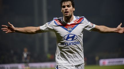 Yoann Gourcuff f&ecirc;te son but contre Sochaux, le 11 janvier 2014 &agrave; Gerland.&nbsp; (JEFF PACHOUD / AFP)