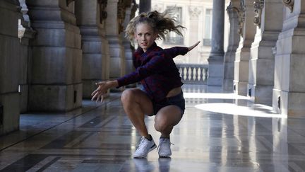 Caroline Osmont, quadrille, danse du hip-hop sur la loggia
 (François Guillot/AFP)