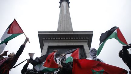 Demonstrators march in London on October 21, 2023 to demand "the end of the war in Gaza".  (DAVID CLIFF/AP)