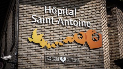 L'hôpital Saint-Antoine, à Paris. (LUC NOBOUT / MAXPPP)