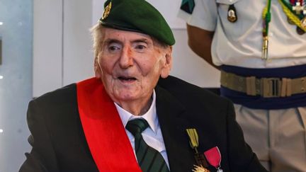 Mort d'Hubert Germain : un hommage national rendu au dernier Compagnon de la Libération