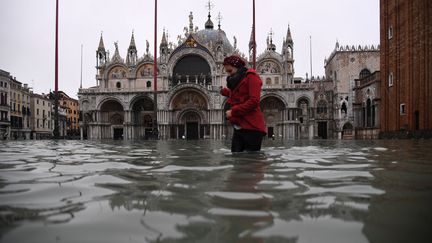 La basilique Saint-Marc sous les eaux à Venise, le 12 novembre 2019. (MARCO BERTORELLO / AFP)