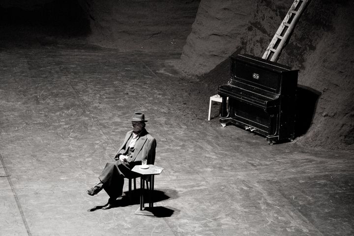 &nbsp; (Viktor Tanztheater Wuppertal Pina Bausch ©Jochen Viehoff)