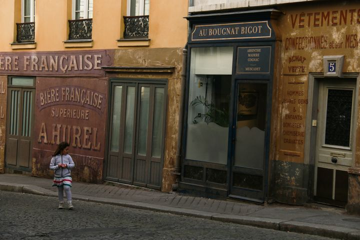 Le tournage du film "Adieu Monsieur Haffmann" a ete interrompu a Paris. 22 mars 2020.  (QUENTIN DE GROEVE / HANS LUCAS)