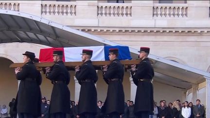 Un hommage national a été rendu à Jacques Delors, vendredi 5 janvier. L'action de l'ancien président de la Commission européenne a été saluée.