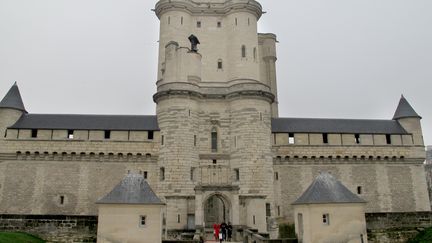 La porte d'entrée centrale du château de Vincennes, le 27 janvier 2018 (photo d'illustration). (KATHARINA KALHOFF / DPA)