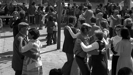 Bal populaire à Perpignan dans les années 60
 (Collection Ribière/SIPA)