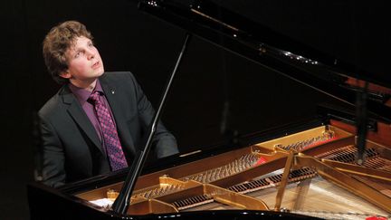 Le pianiste Jayson Gillham sur scène à Forth Worth, au Texas (États-Unis), le 2 juin 2013, à l'occasion du Concours international de piano Van Cliburn. (MCT / SIPAUSA / SIPA)