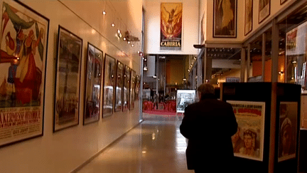 Le Cinespace à Beauvais où sont exposés les objets du cinéma de la collection de Jean-Jacques Geynet
 (France 3 / capture d&#039;écran)