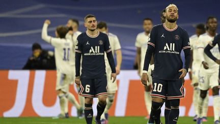 Marco Verratti et Neymar lors de l'élimination du Paris Saint-Germain en huitième de finale de la Ligue des champions, le 9 mars (JAVIER SORIANO / AFP)