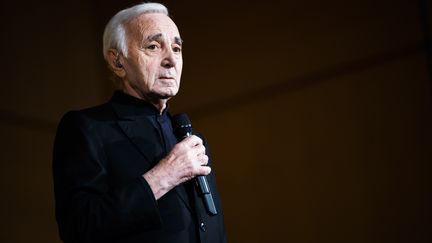 Charles Aznavour lors du grand concert de la francophonie, au&nbsp;siège des Nations unies à Genève, le 13 mars 2018. (VALENTIN FLAURAUD / KEYSTONE)