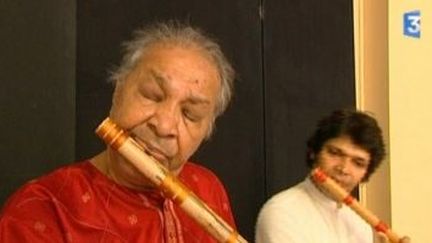 Hariprasad Chaurasia, un maître de la musique classique indienne
 (Culturebox)