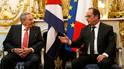 &nbsp; (François Hollande et Raul Castro se sont entretenus en début de soirée à l'Elysée©MaxPPP)