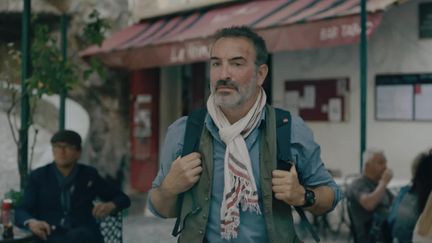 Jean Dujardin dans "Sur les chemins noirs" de Denis Imbert (Radar Films)