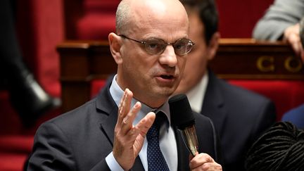 Le ministre de l'Education, Jean-Michel Blanquer, à l'Assemblée nationale lors des questions au gouvernement, le 21 janvier 2020. (BERTRAND GUAY / AFP)