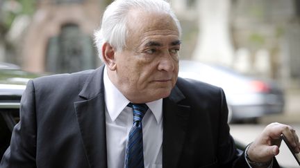 Dominique Strauss-Kahn, le 3 juin 2013 au cimeti&egrave;re de Montmartre, &agrave; Paris. (JOEL SAGET / AFP)