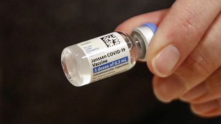 Vaccin Janssen : démarrage reporté