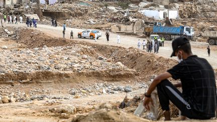 "Tous les points de repère de la ville de Derna ont disparu", témoigne un rescapé des inondations à Derna (Lybie). (MAHMUD TURKIA / AFP)